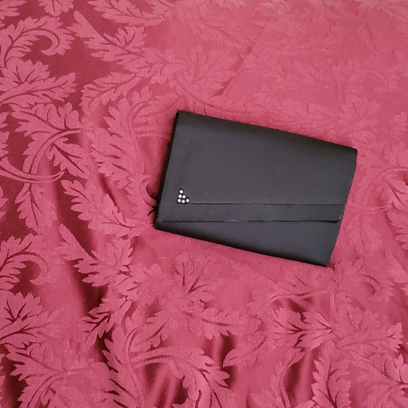 Purse - Picture 1 of 1